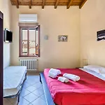 Elegant Apartment In Verona 75 M² With Balcony