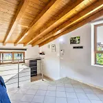 Elegant Apartment In Verona 75 M² With Balcony
