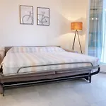 Appartamento Al 45 B.Go Roma -Vr- Con Garage