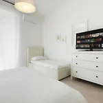 Deluxe Home Verona