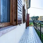 Casa Di Sette Alla Fiera