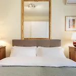 Piazza Isolo Central Apartment