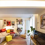 Studio Garibaldi 7