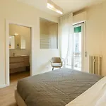 Domus Verona - Ampia Residenza Filippini A Pochi Passi Dall\'Arena