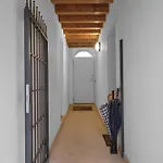 Beautiful, Cozy Apartment With A Small Courtyard.