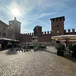 Arena Opera House