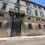 Marinesca Room