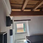 Fata Apartament Verona Centro