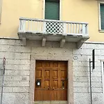 Tezone Seven Apartments