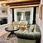 The Ambassador Apartment By Palazzo Monga