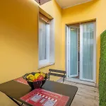 Modern Apartment With Terrace