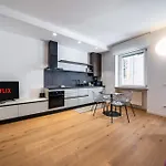 Casa Veronica In Via Leoncino