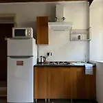 Gatto 4 House