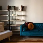 Trade Junior Suite