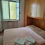 Lara\'S House