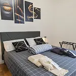 Room With Free Parking 15 Minutes Walk From Arena
