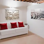 Retreat Centro Antico Elegante In Palazzo Storico