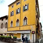Ponte Pietra Lovely Home In Verona