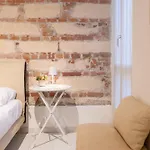 Domus Verona - Dimora Ponte Nuovo