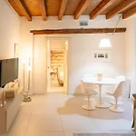 Domus Verona - Dimora Ponte Nuovo