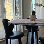 Valverde Apartment And Rooms