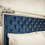Arena Easy Suites Guesthouse