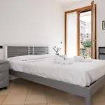 VeronaInFlat Betty