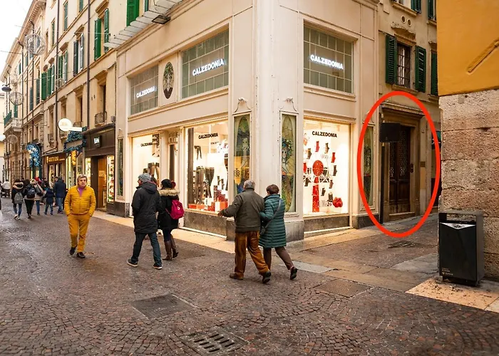Domus Verona - Incantevole Residenza Difronte A Casa Giulietta