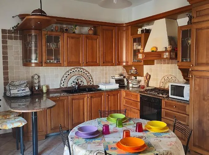 Lara\'S House