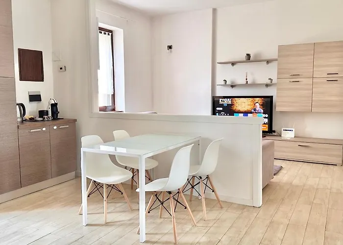 Chic And Comfortable Apartment In Verona