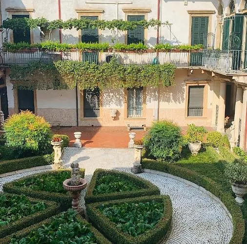 Casa Lastra