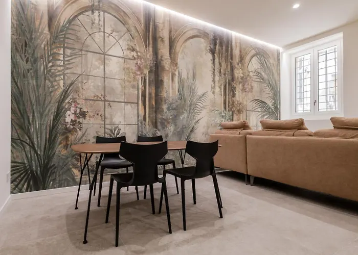 Gallienus Superior Apartment