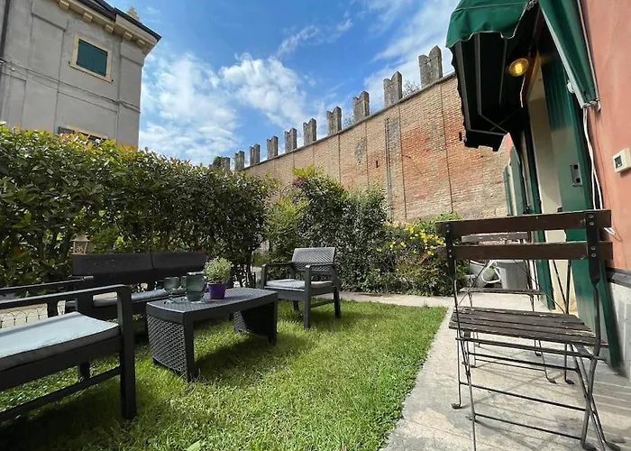 A Verona Grazioso Alloggio In Antica Corte