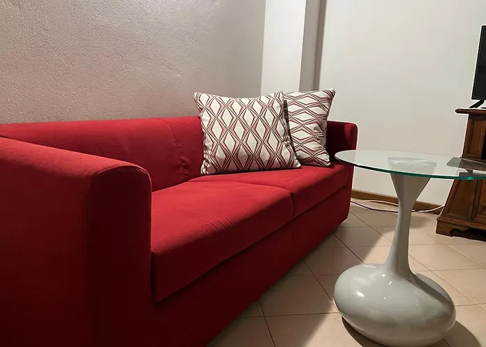 Gatto 4 House