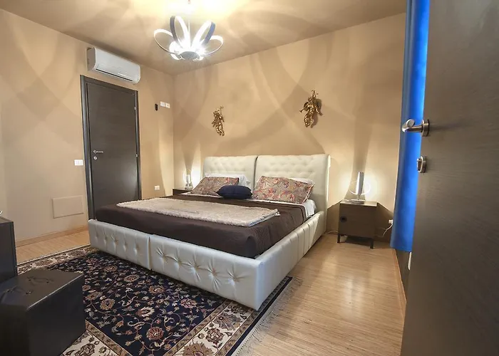 Romeo House