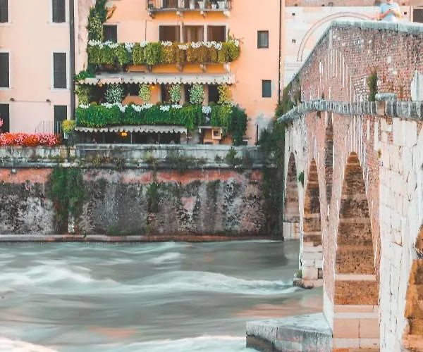 Suite Ponte Pietra