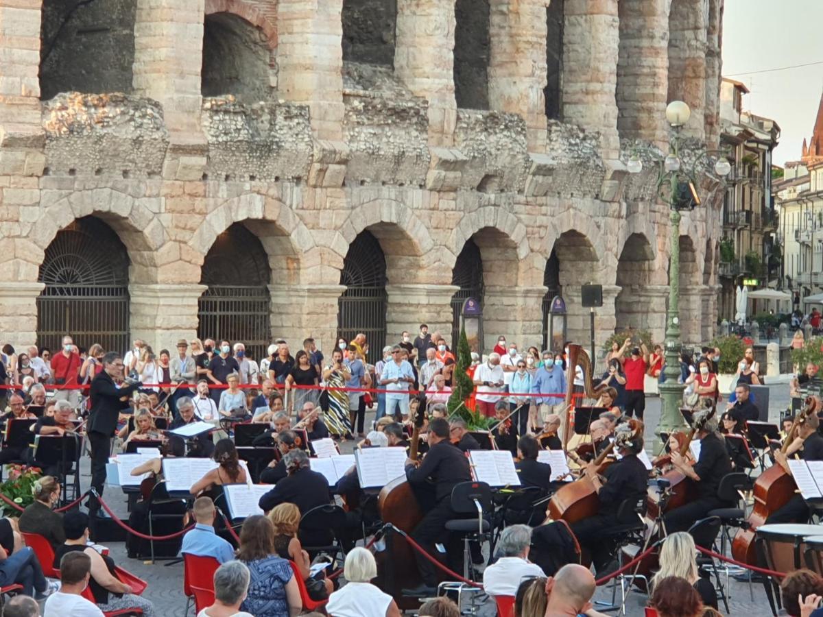 Mi Casa Es Tambien Tu Casa Vips * Verona