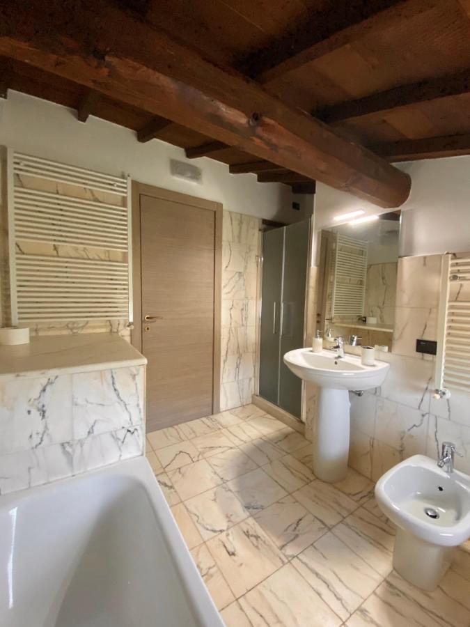 Huoneisto Broglia House
