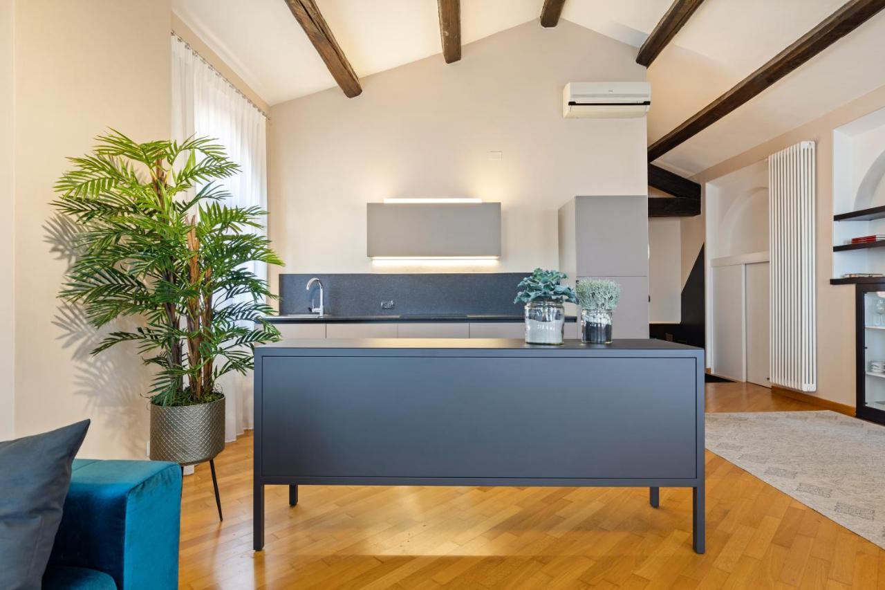Canguroproperties - Scalette San Marco 1 *