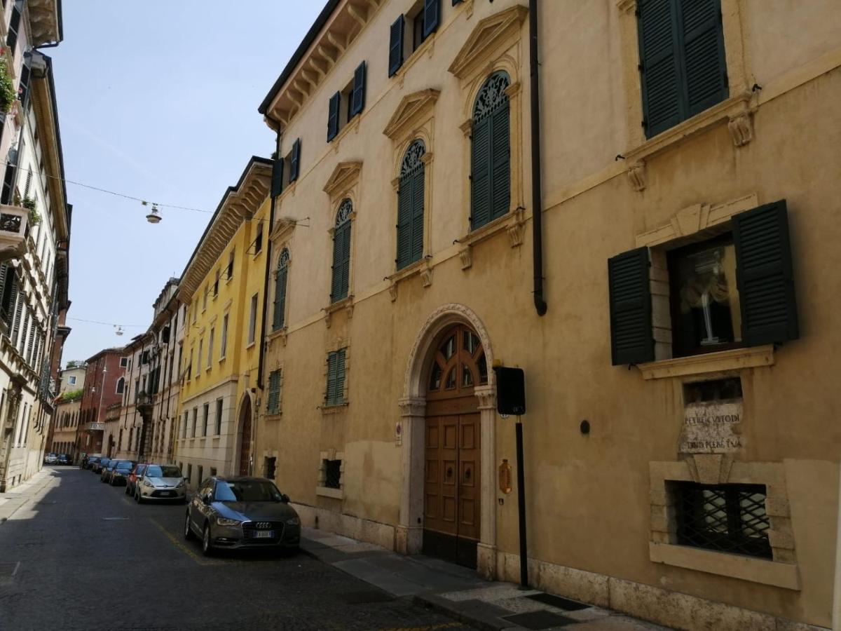 Palazzo Rinascimentale Con Affreschi Apartment Verona