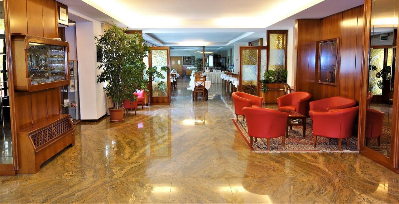 Khách sạn Euromotel Croce Bianca