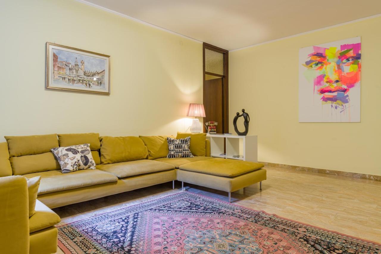 Fenix Apartment *