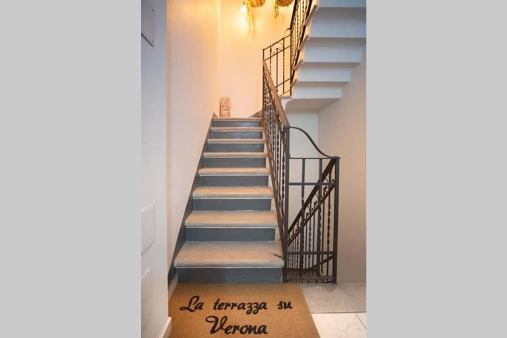 La Terrazza Su Apartment