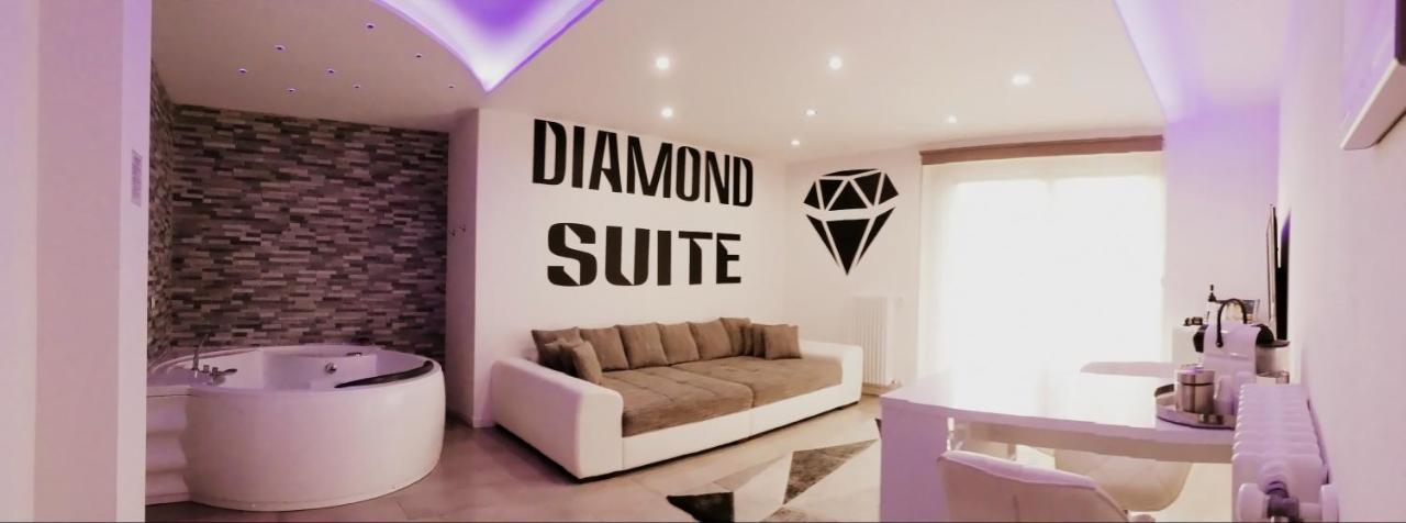 Diamond *