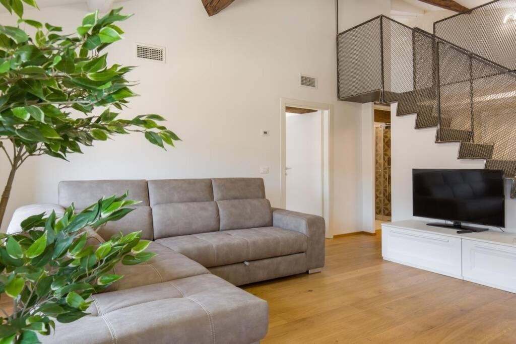 Huoneisto Luxury Design Apt With Amazing View