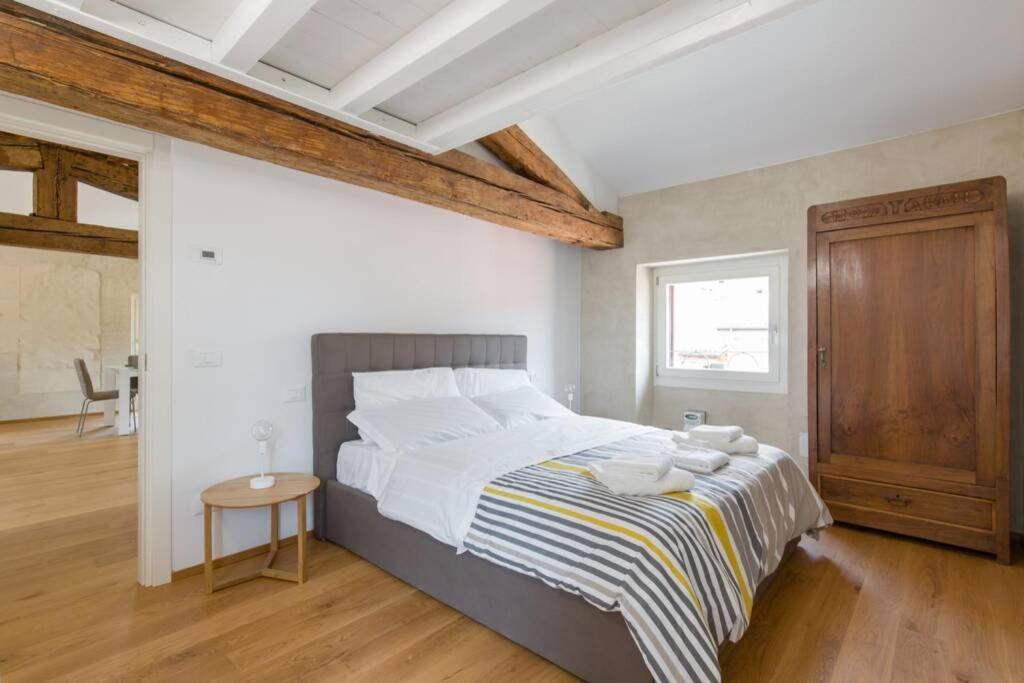 Huoneisto Luxury Design Apt With Amazing View