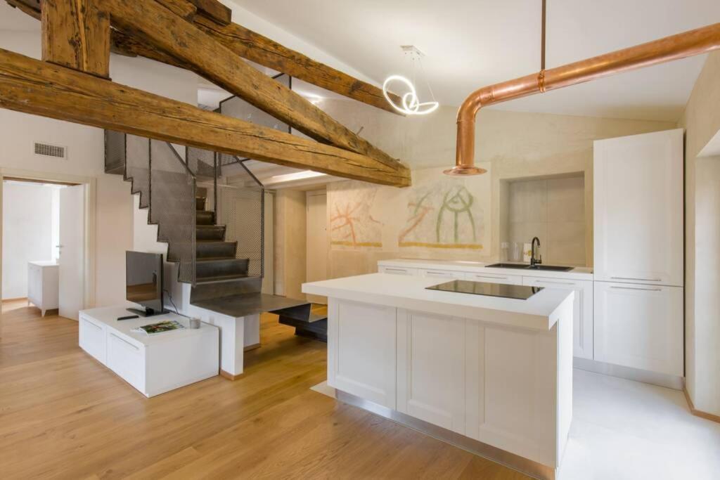 Luxury Design Apt With Amazing View Huoneisto