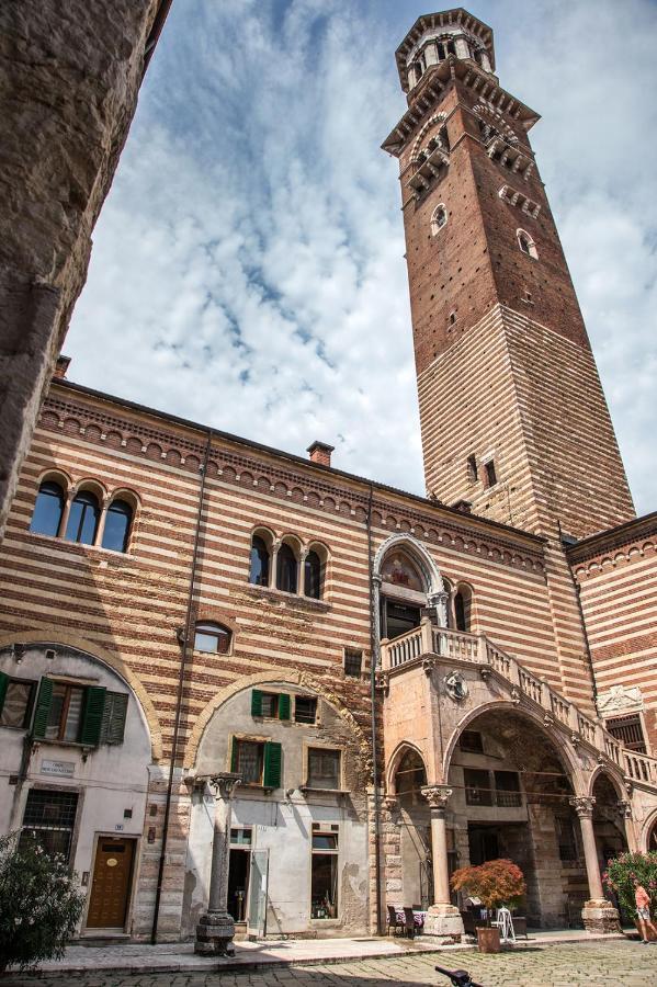 Aurelia Luxury - Piazza Delle Erbe Affittacamere *