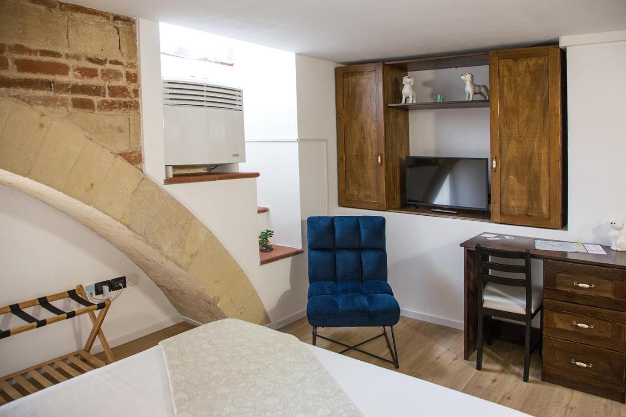 Aurelia Luxury - Piazza Delle Erbe Affittacamere