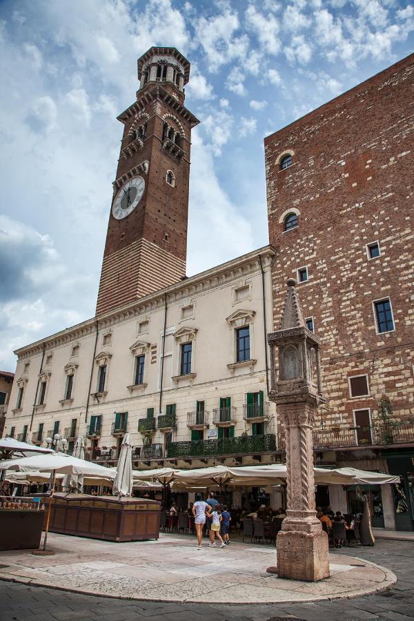 Affittacamere Aurelia Luxury - Piazza Delle Erbe *